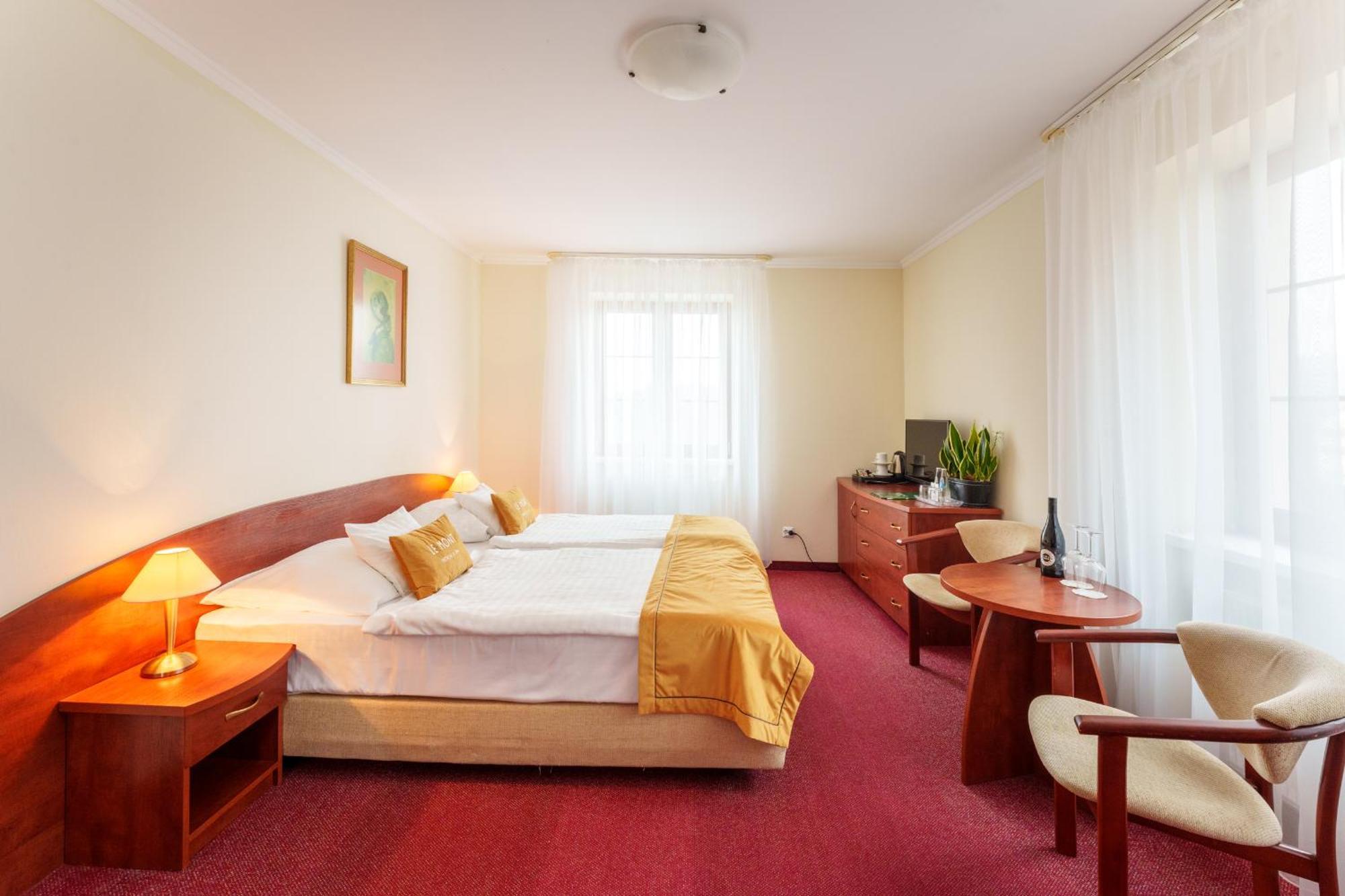 Hotel Le Mont Medical & Spa Swieradow-Zdroj Exterior photo