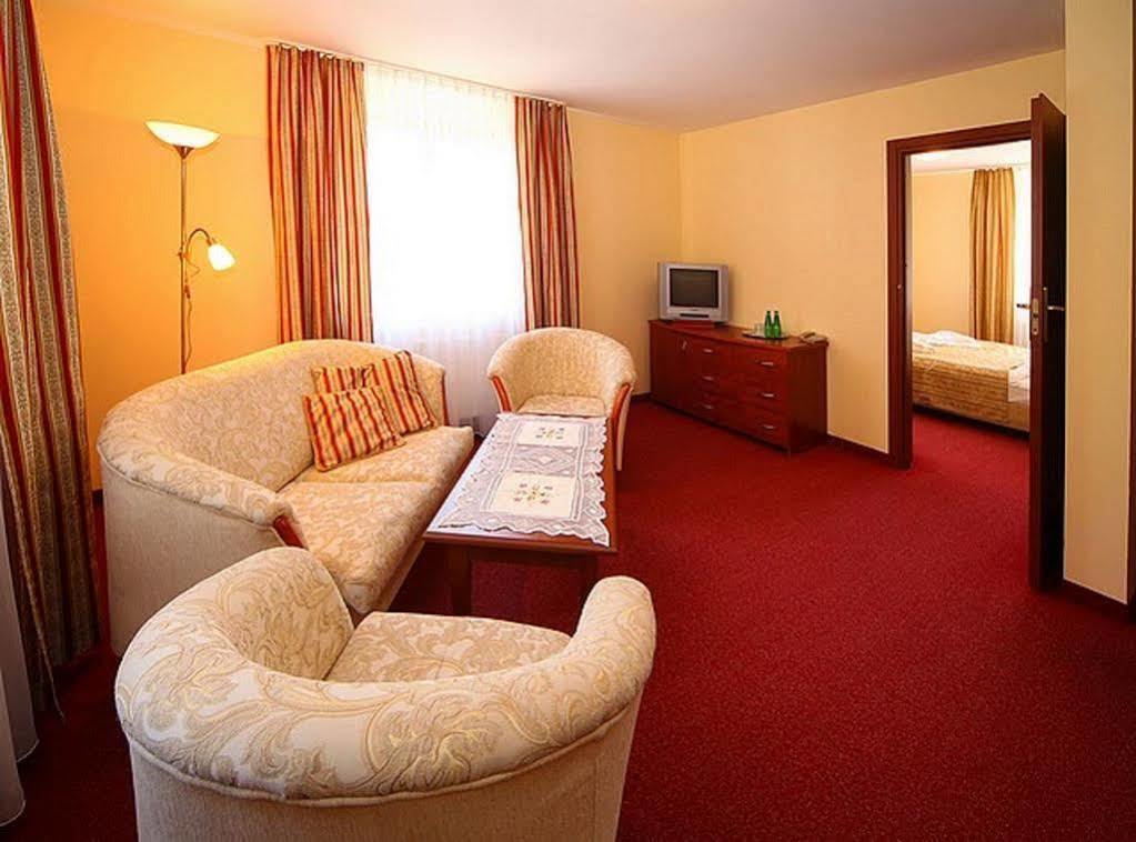 Hotel Le Mont Medical & Spa Swieradow-Zdroj Exterior photo